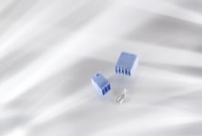 positive lock rast 5 connector system